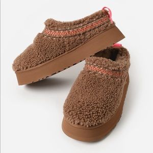 Ugg Tazz Heritage Braid slippers